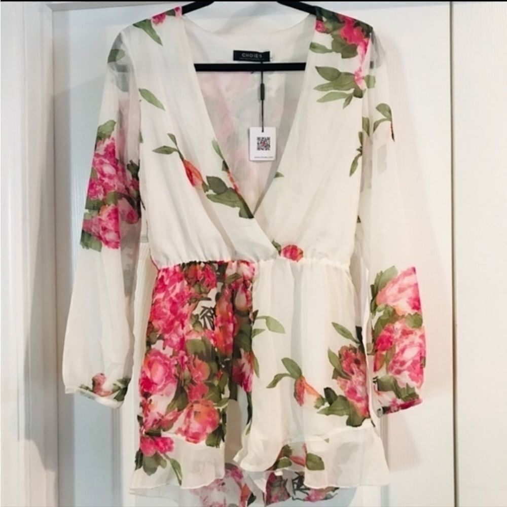 NWT Choies Floating silk Floral Romper size Large - Picture 2 of 6
